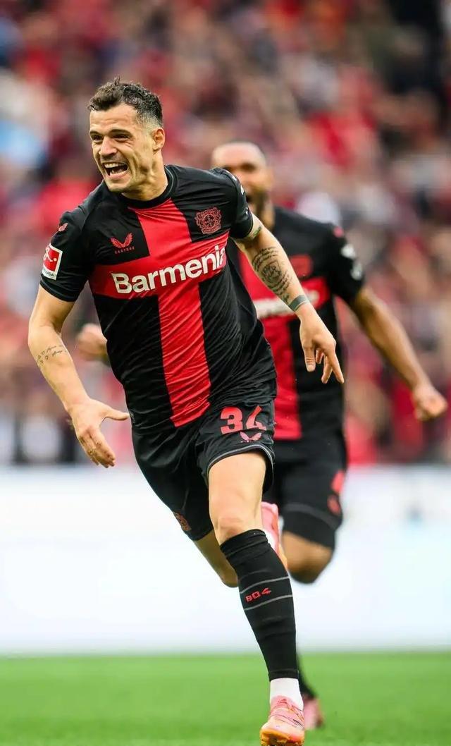 im体育娱乐平台-关于密尔沃基雄鹿关键时刻再遭质疑窗口期夏洛特黄蜂调整名单以备德国杯，托特纳姆赛前手感冰凉看傻球迷的信息